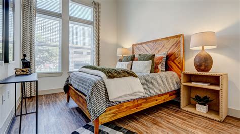 Studio, 1 & 2 Bedroom Apartments In McKinney, TX .